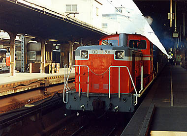 ���w��24���@